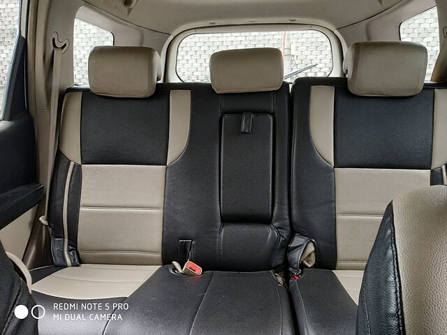 Used Mahindra XUV500 [2015-2018] W6 in Surat