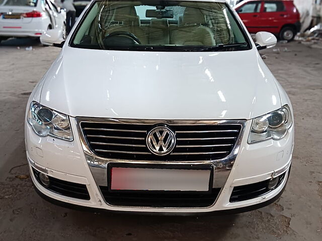 Used 2010 Volkswagen Passat in Sangli