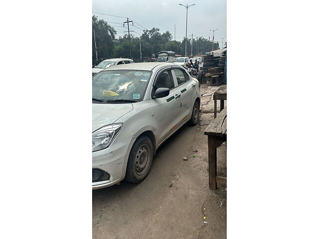 Used Maruti Suzuki Dzire VXi CNG in Delhi