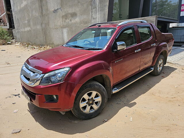 Used Isuzu D-Max V-Cross [2016-2018] 4x4 in Faridabad