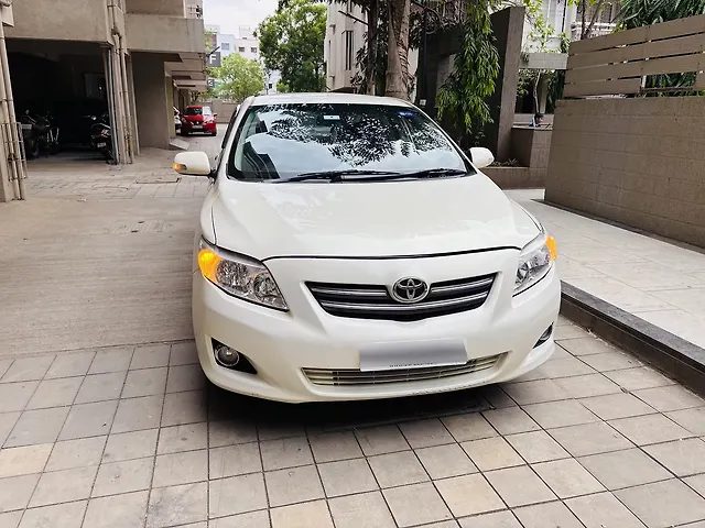 Used 2011 Toyota Corolla Altis in Pune