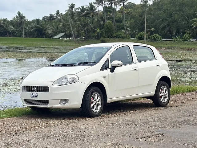 Used 2011 Fiat Punto in Muvattupuzha Used 2011 Fiat Punto in Muvattupuzha