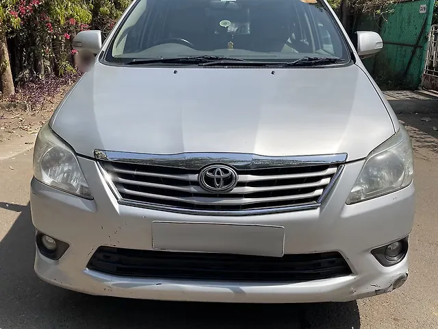 Used 2013 Toyota Innova in Pune