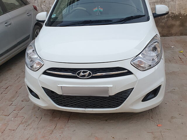 Used 2011 Hyundai i10 in Sambhal