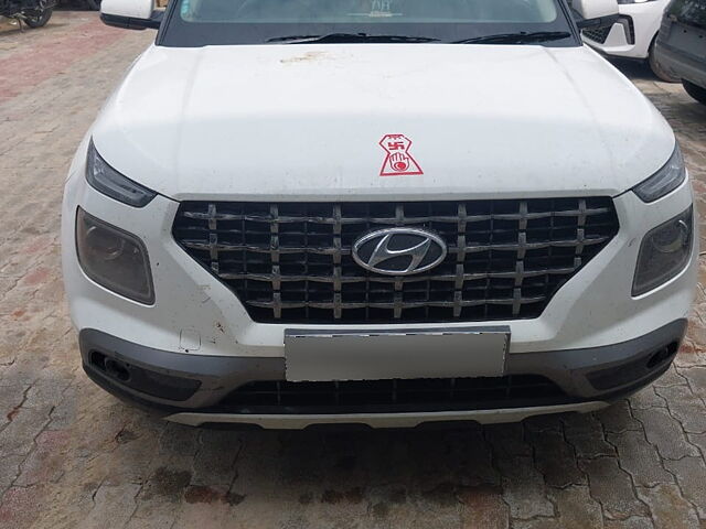 Used 2022 Hyundai Venue in Mainpuri