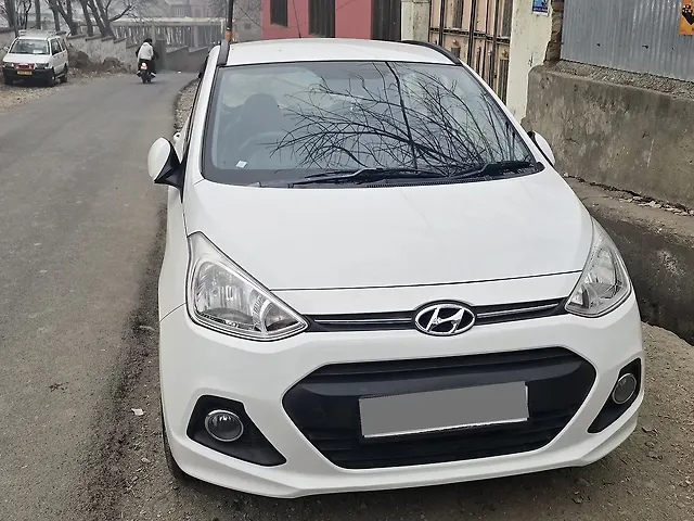 Used 2016 Hyundai Grand i10 in Srinagar
