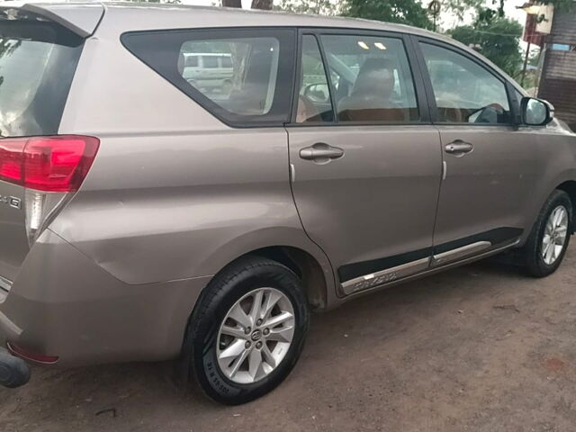 Used Toyota Innova Crysta [2016-2020] 2.4 G 7 STR [2016-2017] in Vadodara