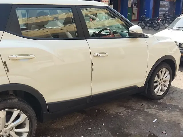 Used Mahindra XUV300 [2019-2024] W8 1.5 Diesel [2020] in Ahmedabad