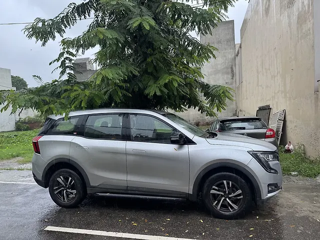 Used Mahindra Old Generation XUV700 MX Diesel MT 5 STR [2021] in Ludhiana