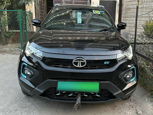 Used 2022 Tata Nexon EV in Delhi