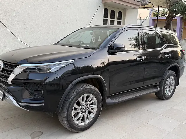 Used 2022 Toyota Fortuner in Gandhinagar