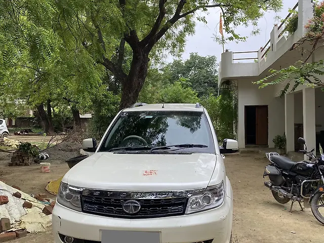 Used 2017 Tata Safari in Lucknow