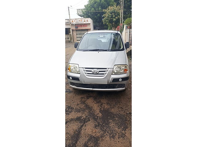 Used 2012 Hyundai Santro in Gandhinagar