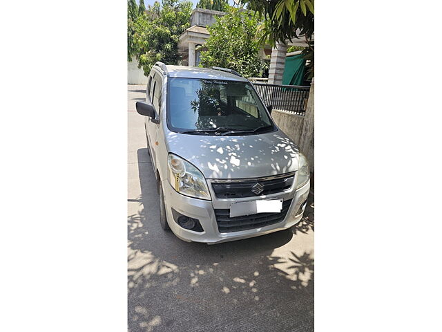 Used 2018 Maruti Suzuki Wagon R in Surat