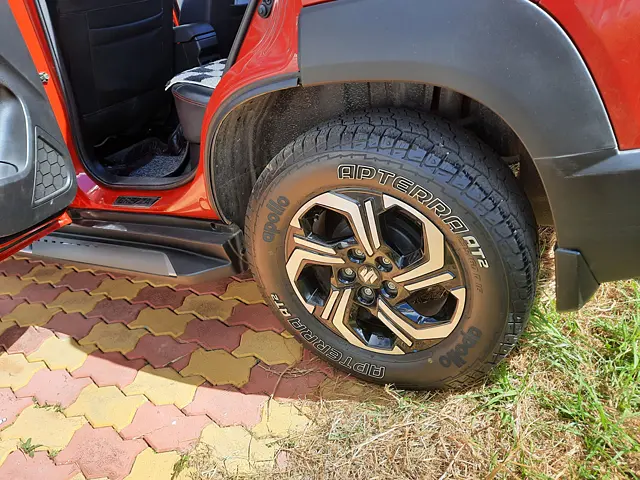 Used Maruti Suzuki Brezza LXi [2022-2023] in Shillong