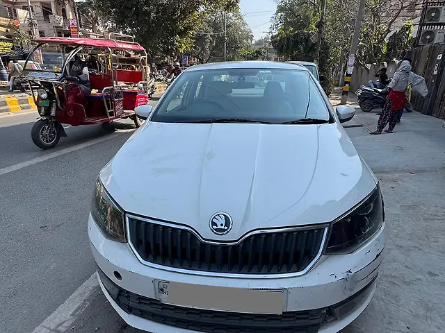 Used 2018 Skoda Rapid in Delhi