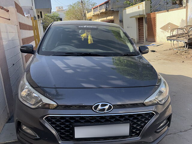 Used 2018 Maruti Suzuki Vitara Brezza in Ahmedabad