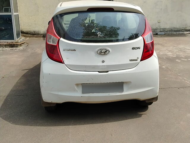 Used Hyundai Eon Magna + in Daman