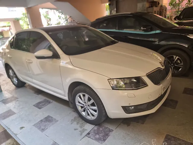 Used Skoda Octavia [2015-2017] 2.0 TDI CR Style Plus AT in Hyderabad