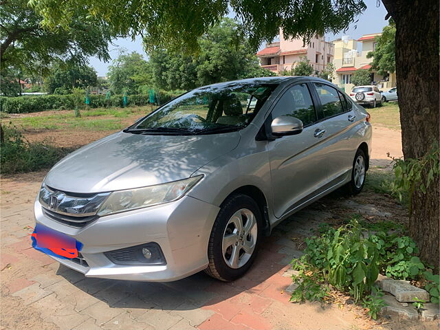 Used Honda City [2014-2017] V in Gandhinagar