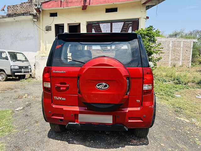 Used Mahindra TUV300 [2015-2019] T8 in Ashta