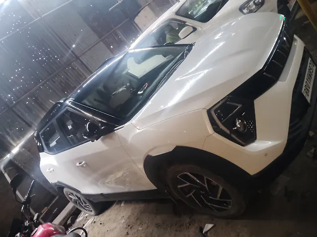 Used Mahindra XUV 3XO AX7L Diesel 1.5L Turbo Manual Dual Tone in Patna