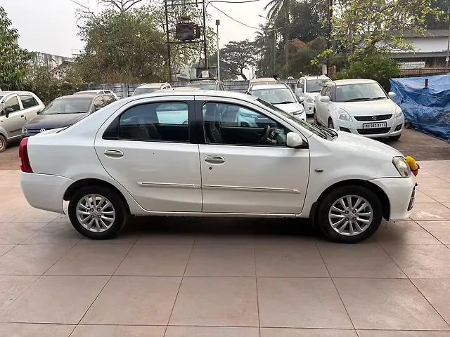 Used 2011 Toyota Etios in Ratnagiri