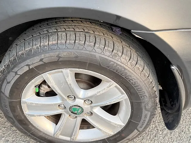 Used Skoda Laura Ambiente 2.0 TDI CR MT in Asansol