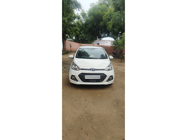 Used 2015 Hyundai Xcent in Jhunjhunu