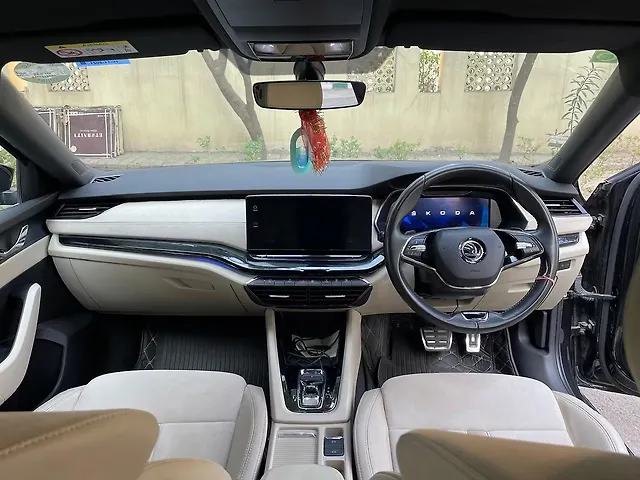 Used Skoda Octavia L&K 2.0 in Delhi