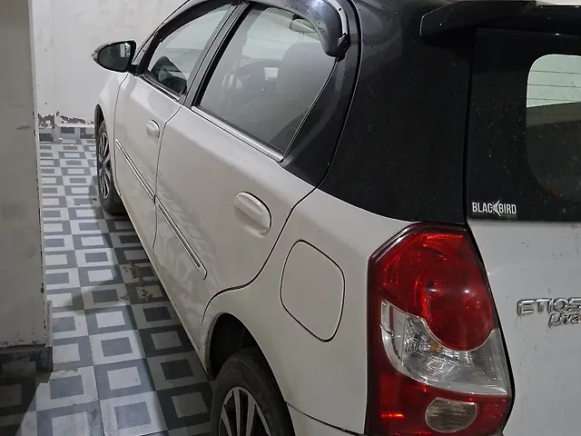 Used Toyota Platinum Etios VD in Lucknow