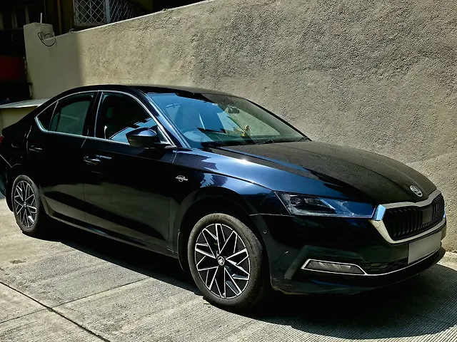 Used 2021 Skoda Octavia in Mumbai