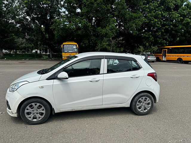 Used 2016 Hyundai Grand i10 in Panchkula