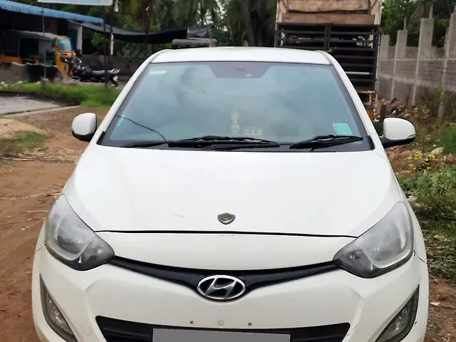 Used 2013 Hyundai i20 in Tanuku