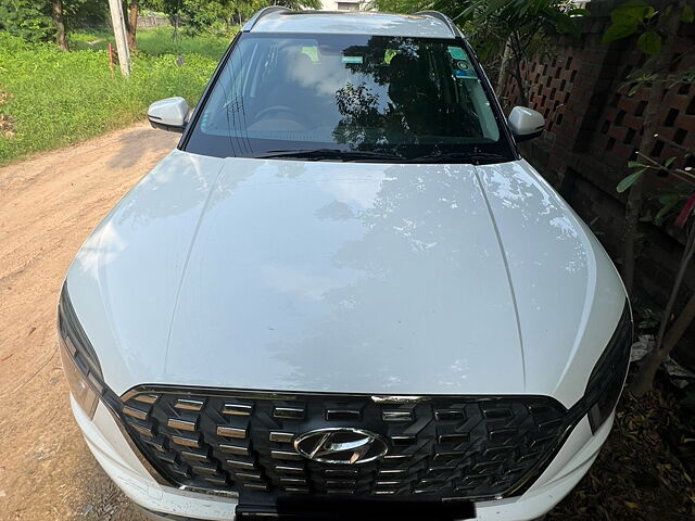 Used 2022 Hyundai Alcazar in Ahmedabad