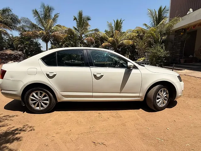 Used Skoda Octavia [2013-2015] Elegance 2.0 TDI AT in Pune