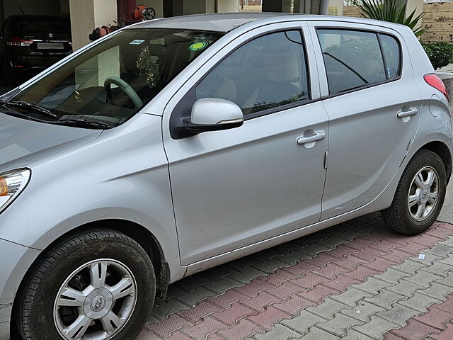 Used Hyundai i20 [2012-2014] Sportz 1.4 CRDI in Roorkee