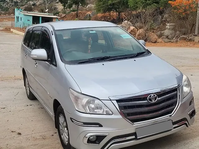 Used 2013 Toyota Innova in Kolar