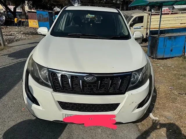 Used 2015 Mahindra XUV500 in Dehradun Used 2015 Mahindra XUV500 in Dehradun