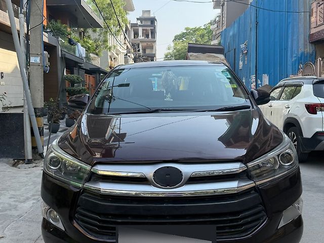 Used 2018 Toyota Innova Crysta in Delhi