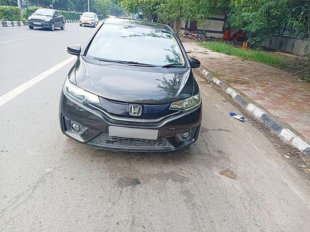 Used Honda Jazz [2015-2018] V Petrol in Delhi