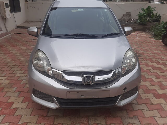 Used 2016 Honda Mobilio in Gandhinagar