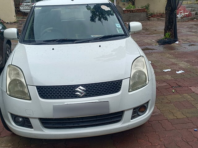 Used 2011 Maruti Suzuki Swift in Ahmednagar