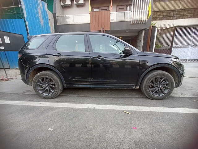 Used Land Rover Discovery 2.0 S 4WD Diesel in Delhi