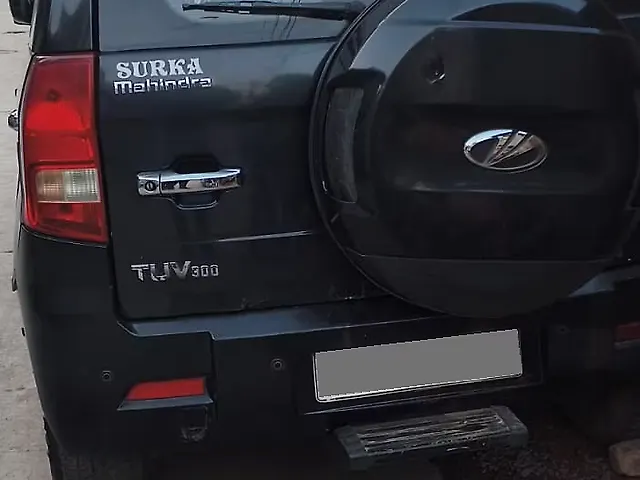 Used 2016 Mahindra TUV300 in Bhavnagar