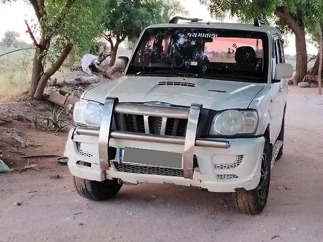 Used 2011 Mahindra Scorpio in Anjar