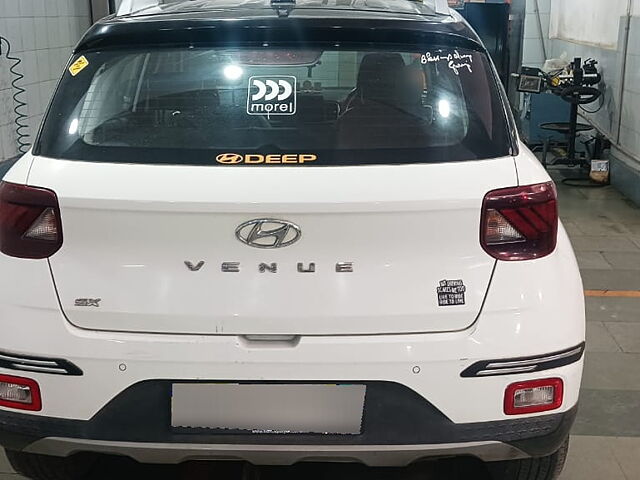 Used 2020 Hyundai Venue in Delhi