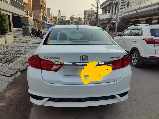 Used Honda City 4th Generation V Petrol [2017-2019] in Chandigarh
