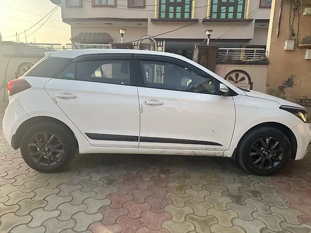 Used Hyundai Elite i20 [2018-2019] Sportz 1.2 in Chandigarh