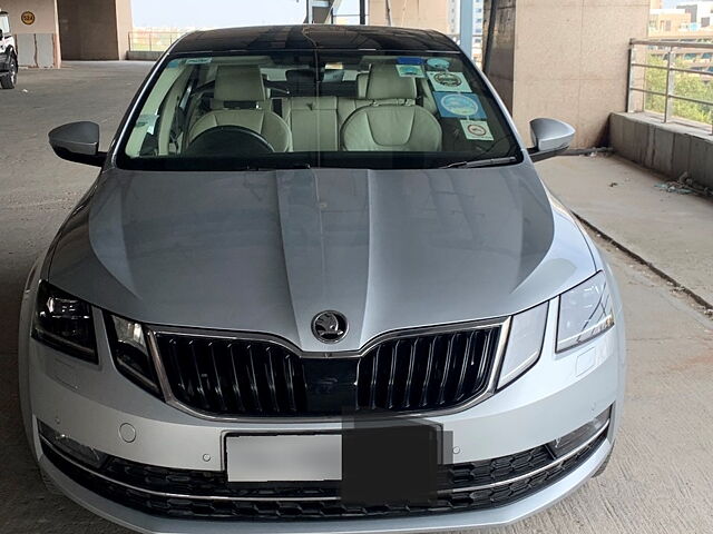 Used 2019 Skoda Octavia in Delhi